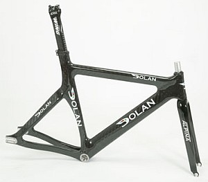 dolan_arc2a.jpg - 14.20 K