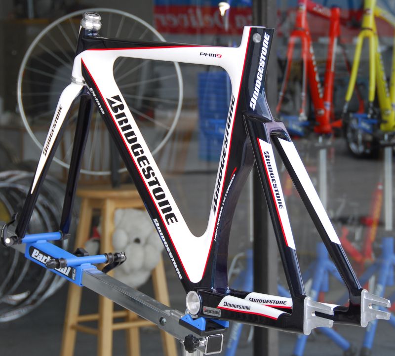 midnight blue metallic/pearl white/red pinstriping - despite descriptions you may find made by vendors that are unfamiliar with these frames, it's not actually black